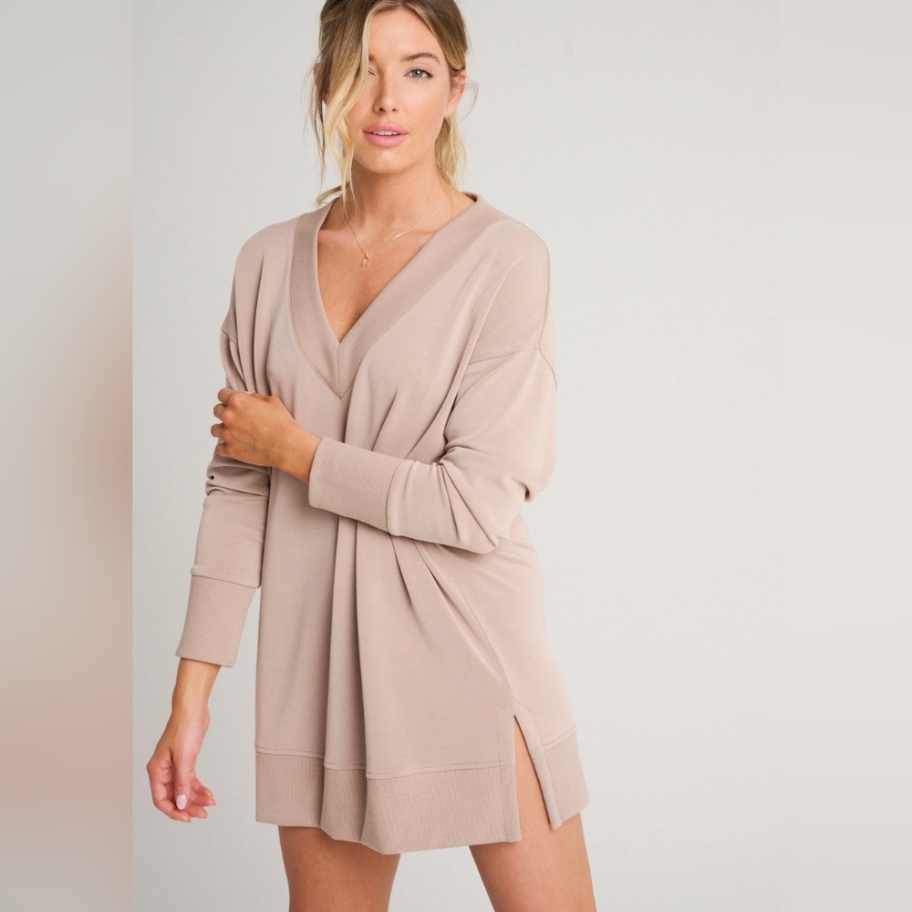 NWOT Everyday Sunday - Cuban Sand Sunday Tunic